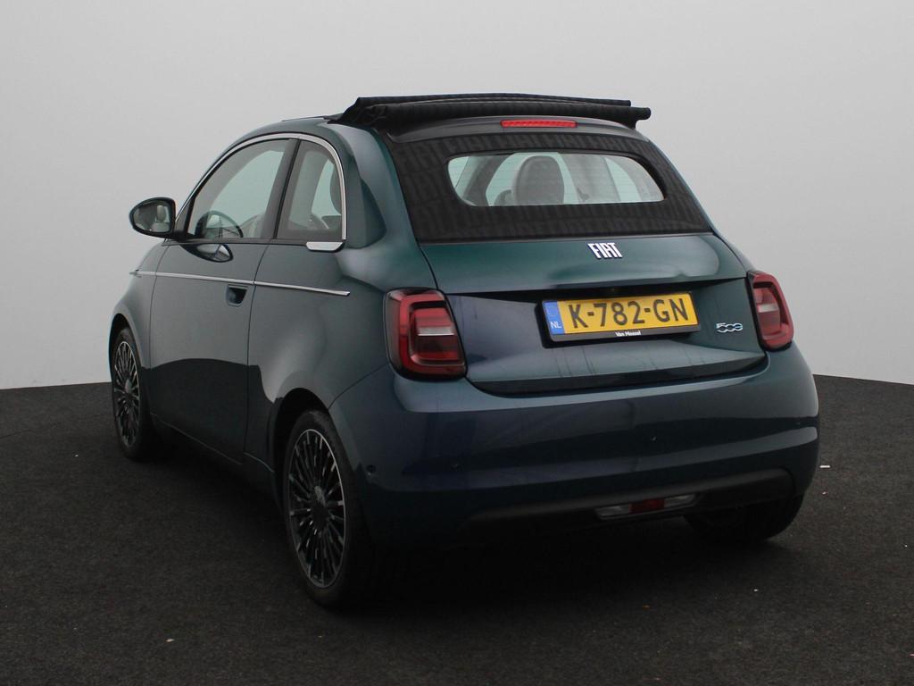 Fiat 500 C La Prima 42 kWh | Apple Carplay | Navigatie | Cam, 12 maanden, Gebruikt, 4 stoelen, 299 km