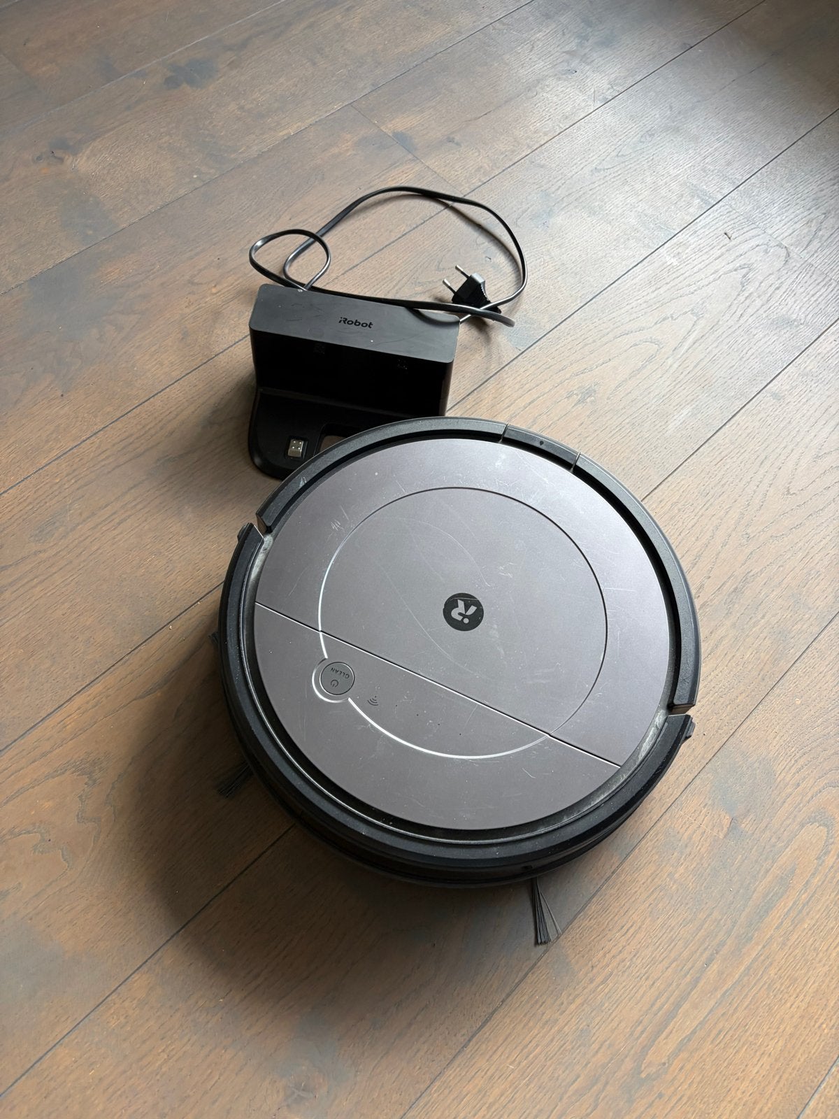 iRobot Roomba Robotstofzuiger met Oplaadstation, Witgoed en Apparatuur, Stofzuigers, IRobot, Ophalen of Verzenden, Zo goed als nieuw
