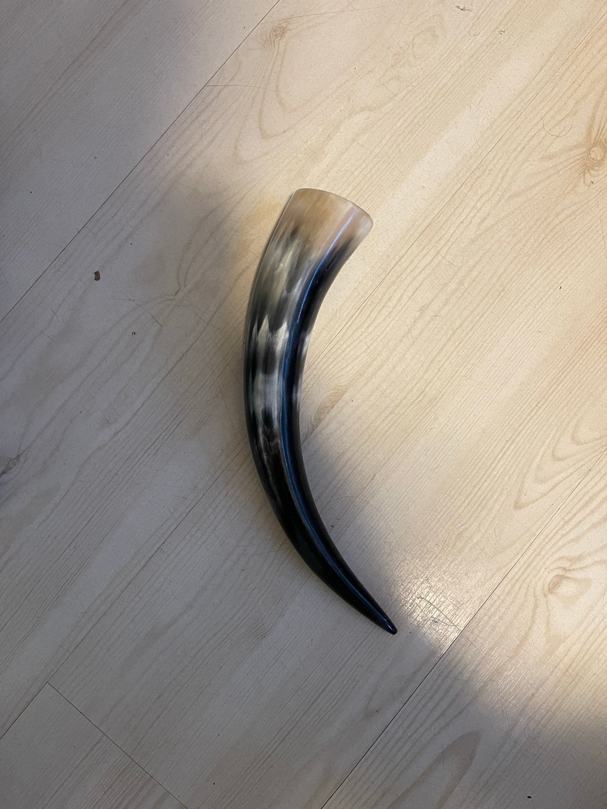 Decoratieve/Functionerende drinkhoorn - Viking stijl, Ophalen, Vintage, Gebruikt, Meerkleurig