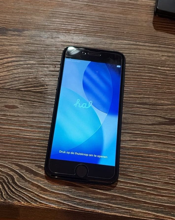 iPhone SE2022 64GB - 100% Batterij, Telecommunicatie, Mobiele telefoons | Apple iPhone, Zwart, Ophalen of Verzenden, Zo goed als nieuw