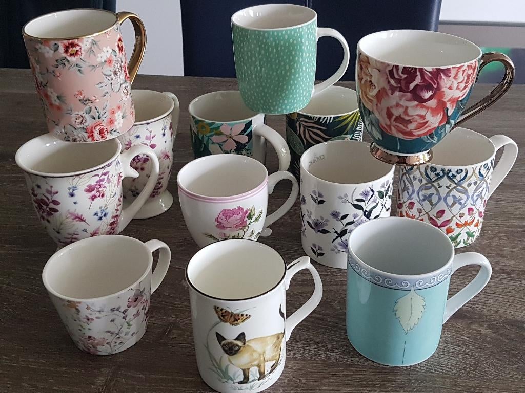 Diverse mokken, Ophalen, Zo goed als nieuw, Overige stijlen, Kop(pen) en/of Schotel(s)