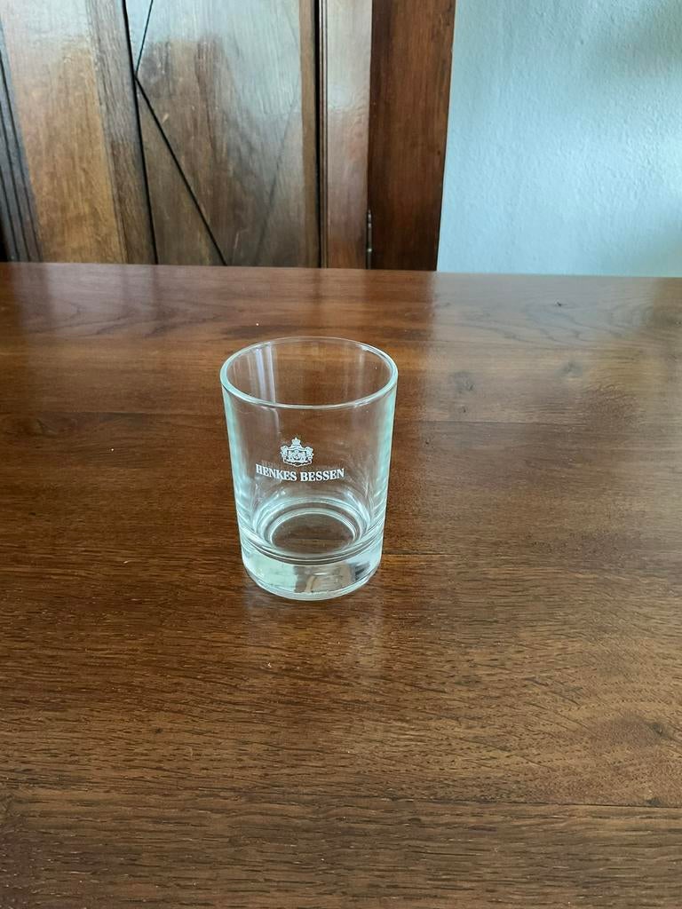 Henkes Bessenjenever Borrelglaasje, Ophalen of Verzenden, Zo goed als nieuw, Overige typen