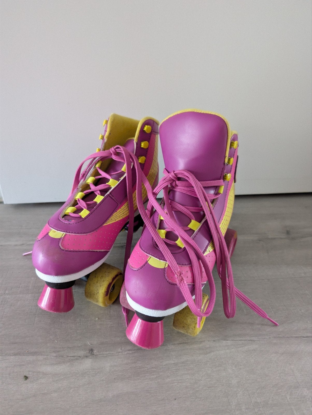 Roze rolschaatsen, maat 35-37, Kinderen en Baby's, Speelgoed | Buiten | Rolschaatsen, Ophalen, Gebruikt, Kinderen