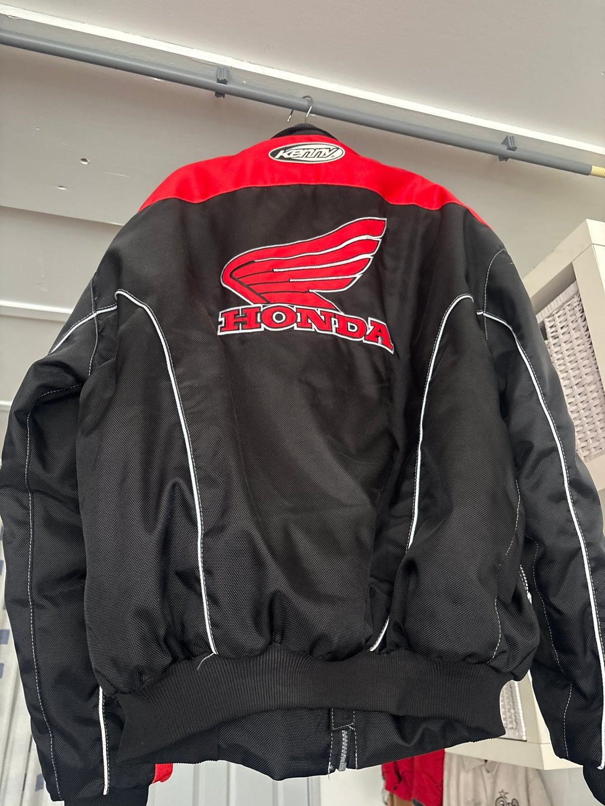 Honda motorjas - Zwart/Rood textiel, Motoren, Ophalen of Verzenden, Nieuw zonder kaartje, Heren, Jas | textiel