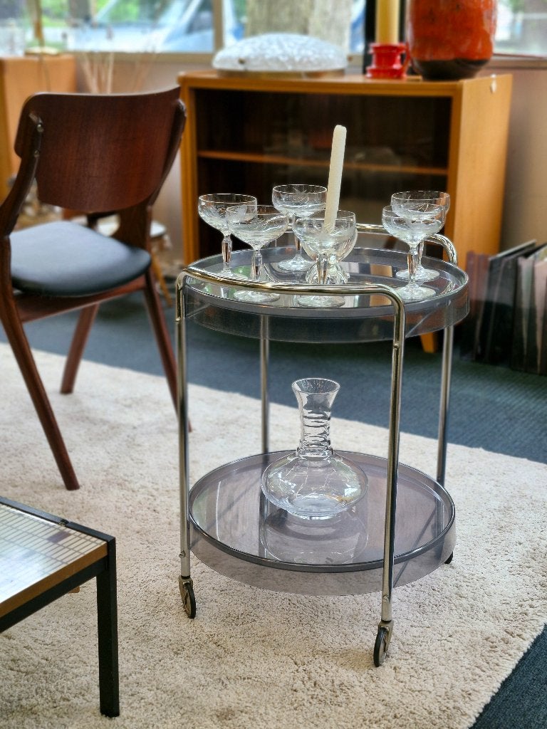 Vintage space age bar cart rond chrome plexiglas, Huis en Inrichting, Barren, Ophalen, Gebruikt, ., .