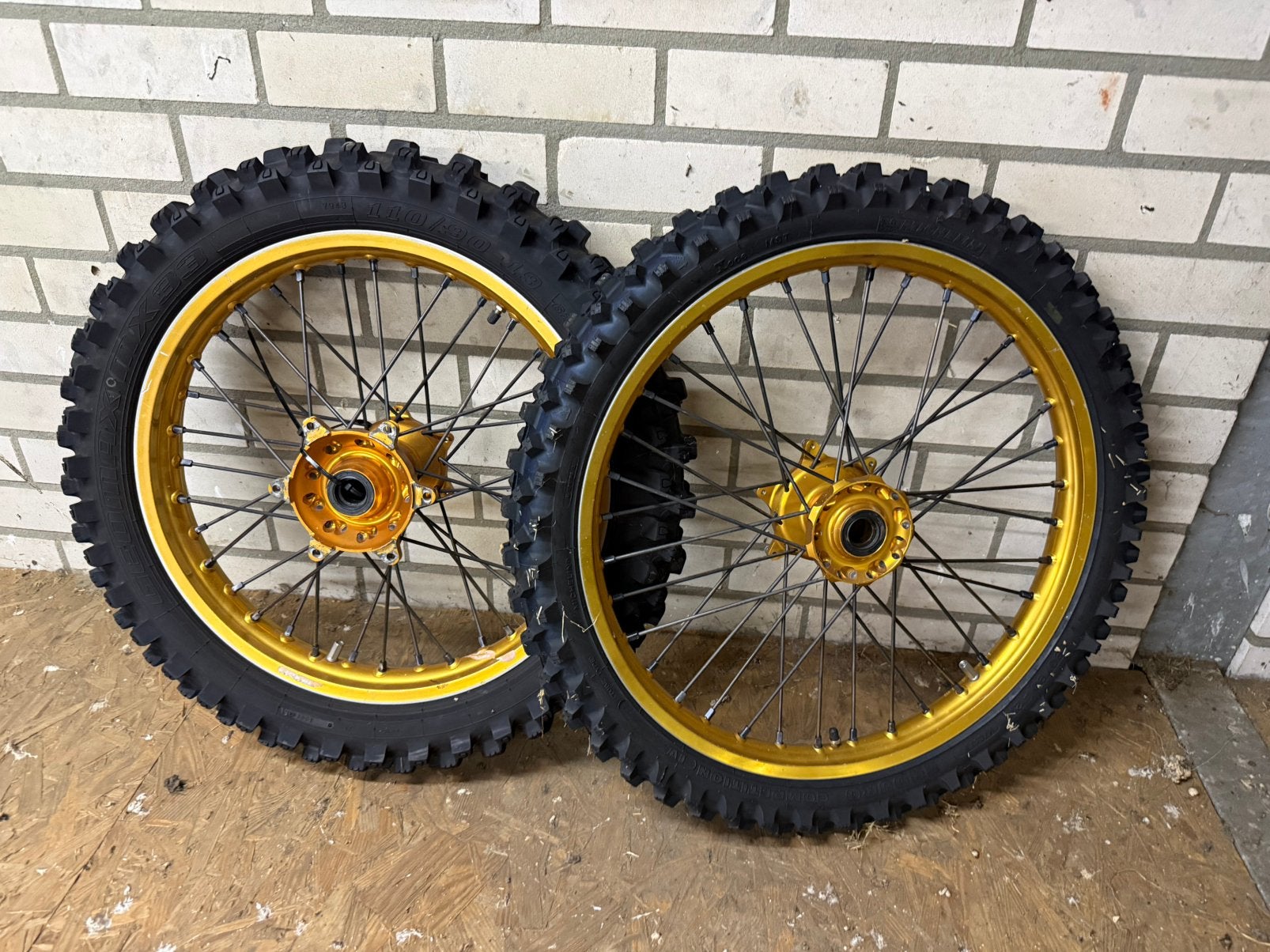 Set KTM wielen, Ophalen