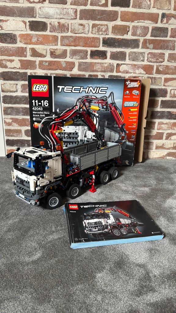 Lego technic mercedes 42043, Ophalen of Verzenden, Zo goed als nieuw
