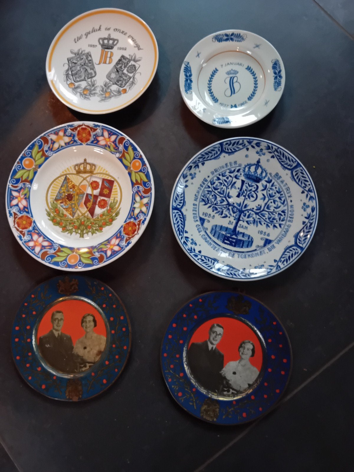 Set van 6 Koninklijke Herdenkingsborden en Blikken, Ophalen of Verzenden