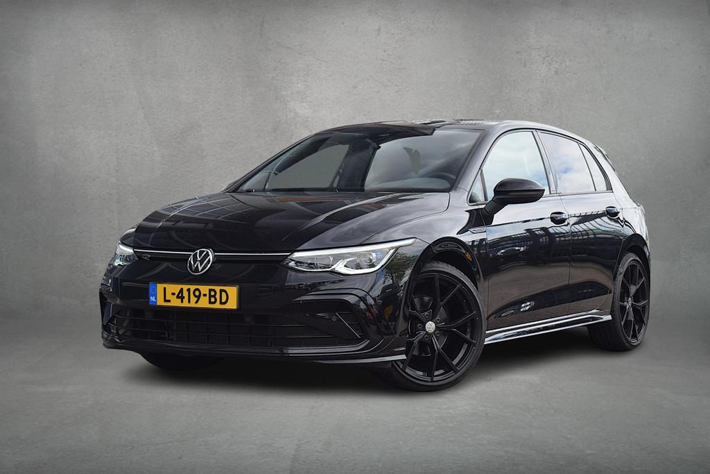 Volkswagen Golf 1.5 eTSI R-Line Business | Stuur- en Stoelve, 4 cilinders, 150 pk, Zwart, Golf