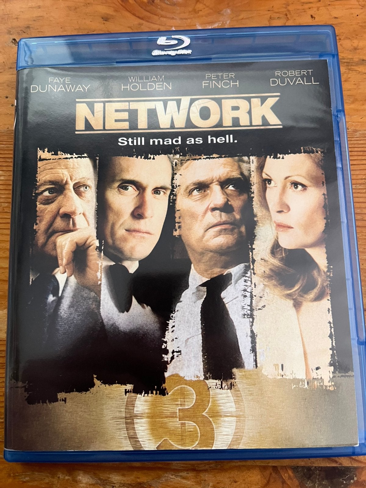 Network, Ophalen of Verzenden, Zo goed als nieuw, Actie