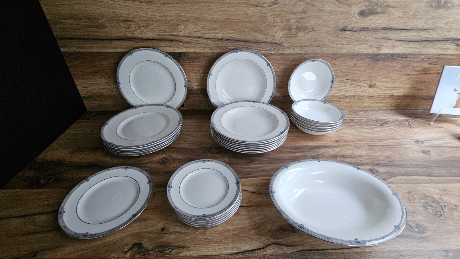 Wedgwood Amherst Bone China alles los te koop, Overige typen, Ophalen of Verzenden, Zo goed als nieuw, Wedgwood