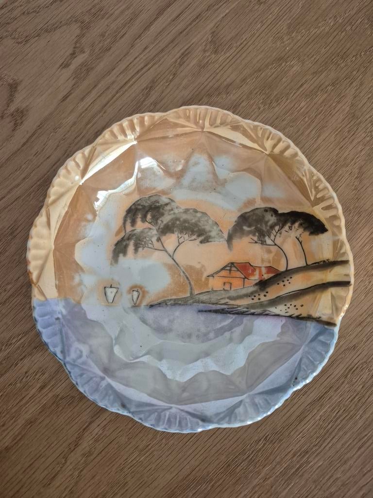 Decoratieve schaal met landschap, handgeschilderd, Antiek en Kunst, Antiek | Porselein, Ophalen of Verzenden