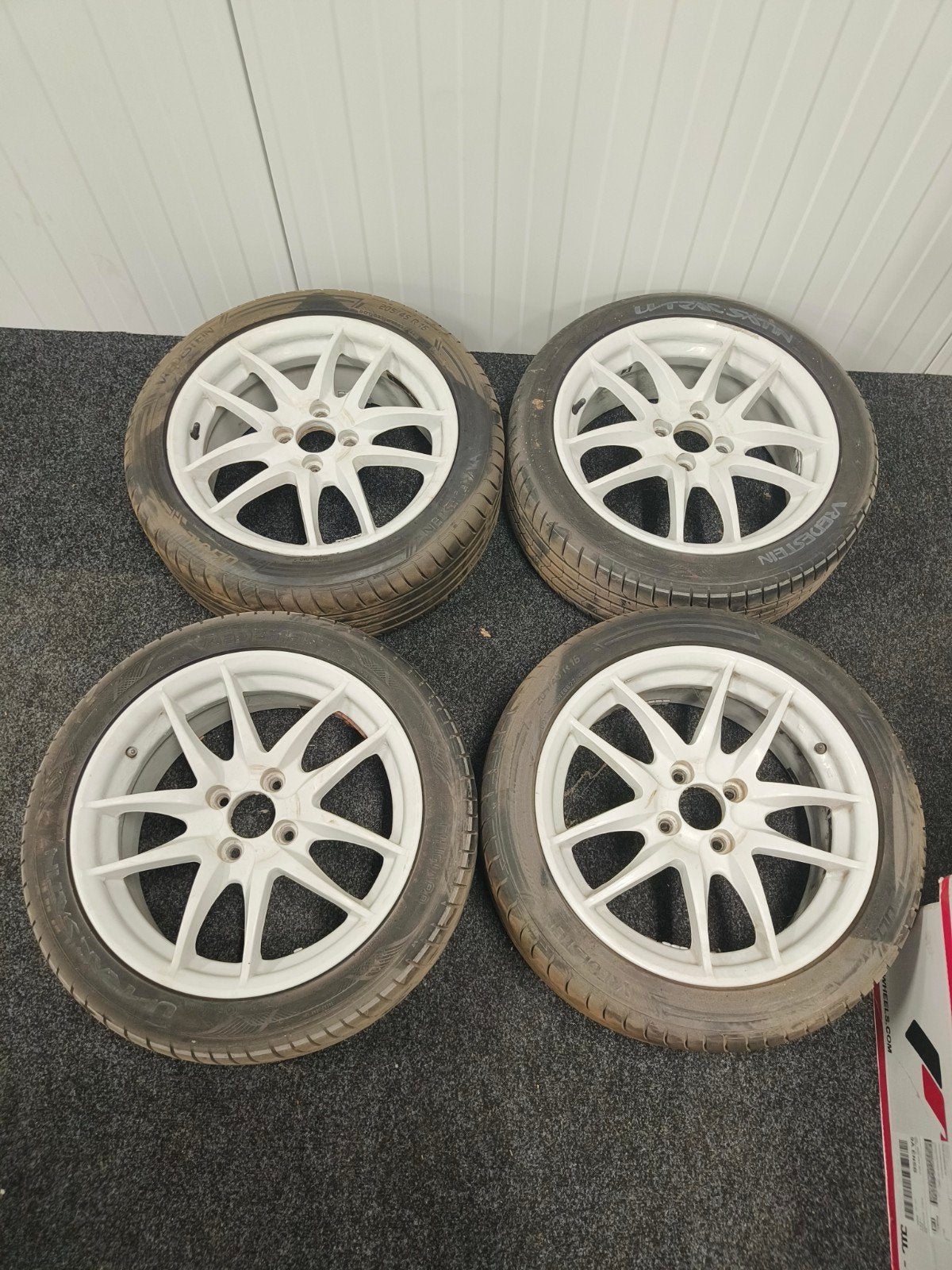 16 inch 4x100 velgen met goeie banden 205/45 Vredestein, Ophalen, Gebruikt