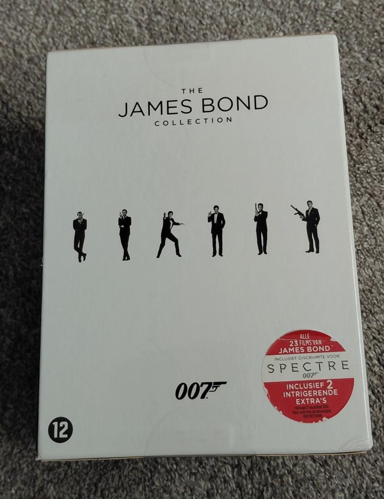 James Bond Collectie Box met 23 speelfilms + de film Spectre, Vanaf 12 jaar, Ophalen of Verzenden, Zo goed als nieuw, Actiethriller