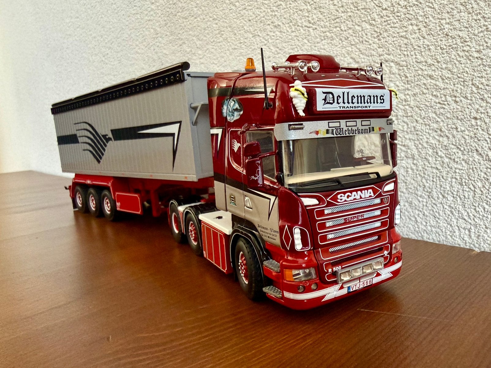 Tekno Dellemans Scania R500,V8 incl certificaat -nr 079/ 300, Ophalen of Verzenden, Zo goed als nieuw, Bus of Vrachtwagen, Tekno
