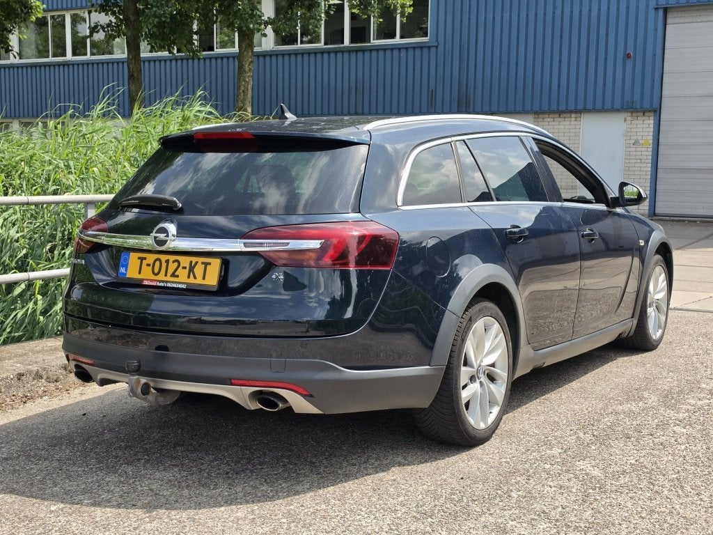 Opel Insignia Sports Tourer 2.0 T Cosmo 4x4 Ecc/Carplay/Nw A, Auto's, Opel, 1998 cc, Gebruikt, Euro 6, 4 cilinders