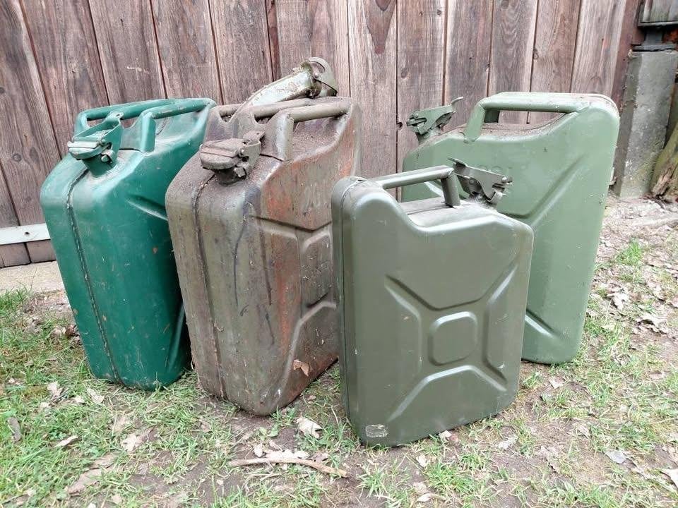 Oude groene jerrycans, Ophalen, Overige soorten, Nederland, Overige typen