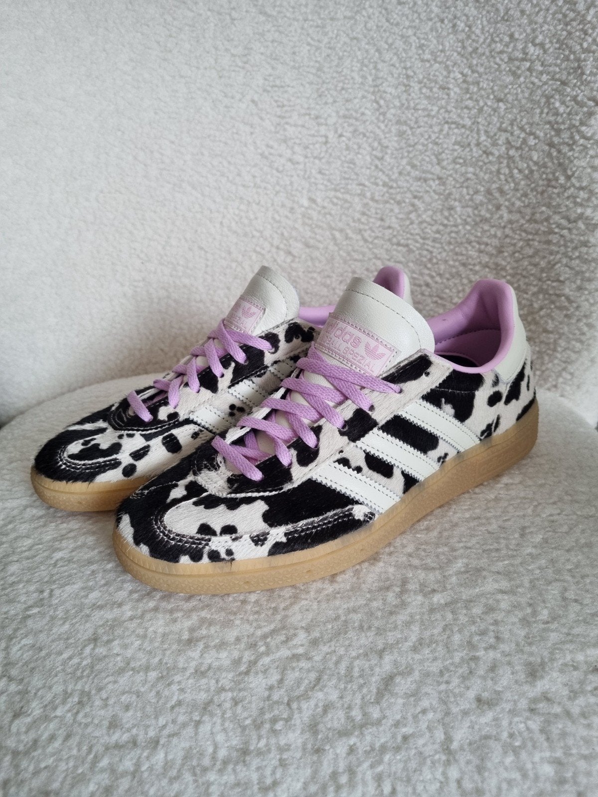 Adidas Originals Handball Spezial Cow, Adidas, Nieuw, Ophalen of Verzenden, Sneakers of Gympen