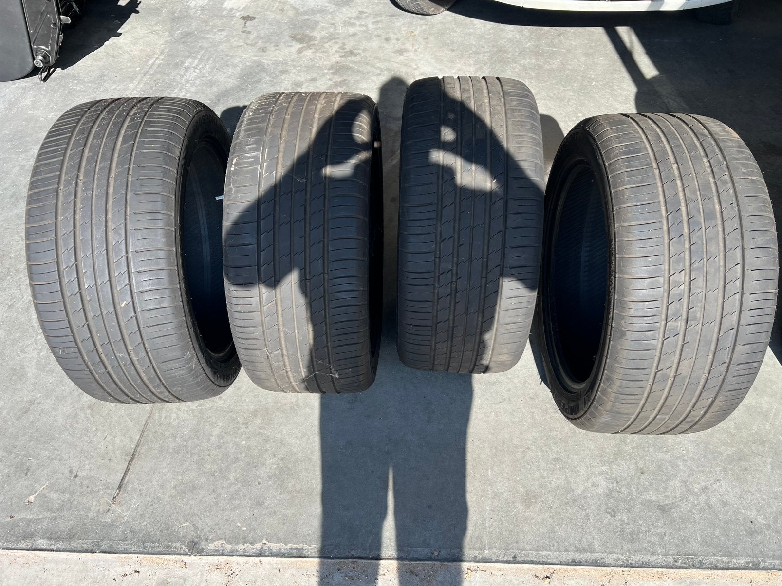 Banden 265/40 R20 (4 stuks), Ophalen, Gebruikt, 265 mm, Band(en)