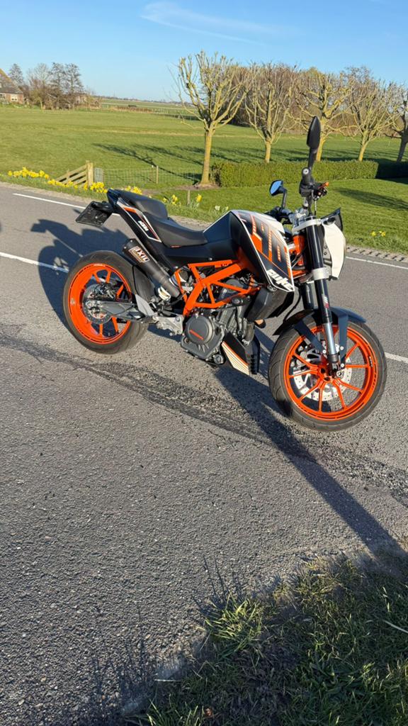 KTM duke 390, 390 cc, Occasion, Particulier, Minimaal motorrijbewijs A2