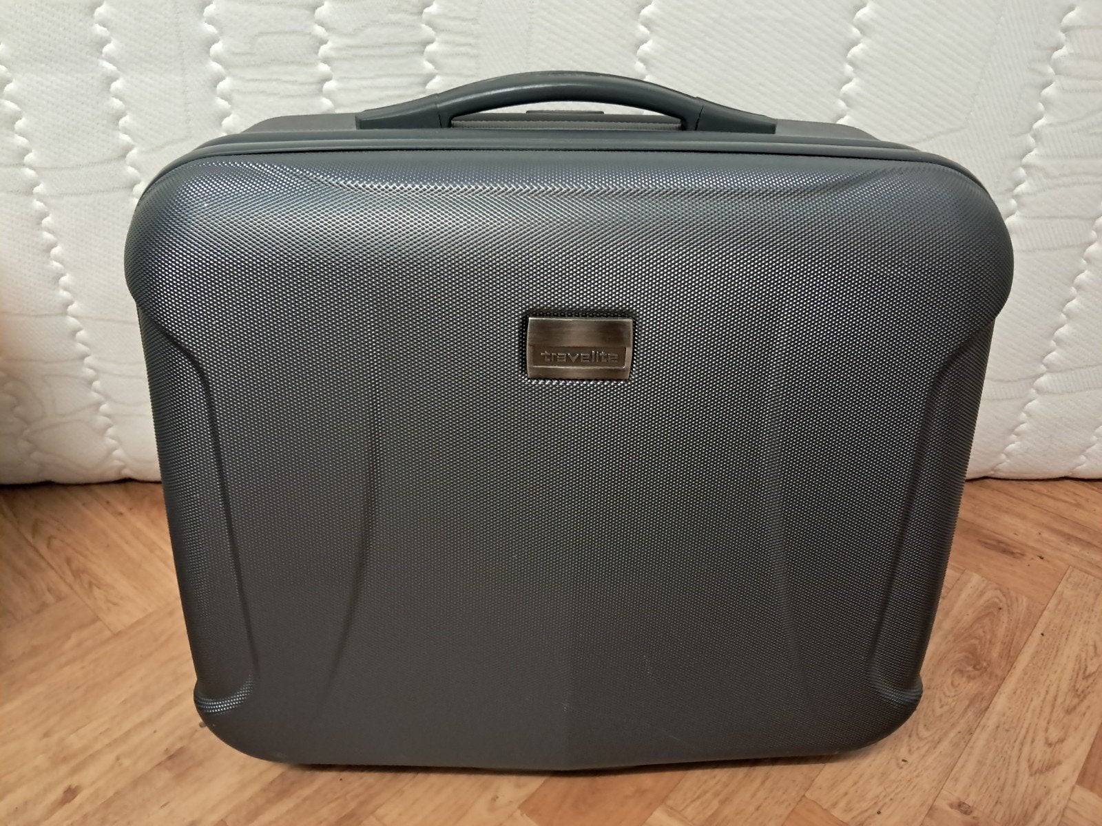 Travelite Handbagage Koffer Grijs met TSA Slot en Wieltjes, Ophalen