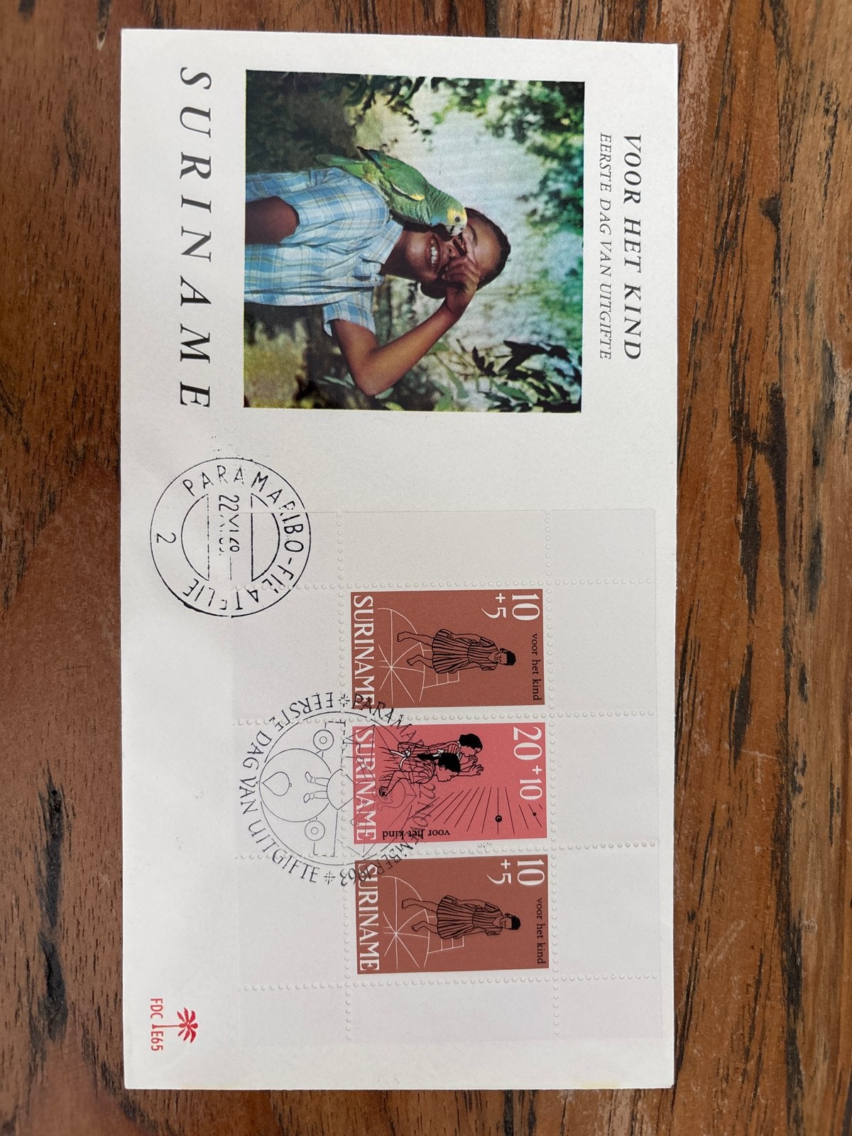 Suriname Eerste Dag van Uitgifte - Voor Het Kind, Ophalen of Verzenden, Onbeschreven, Rest van de wereld