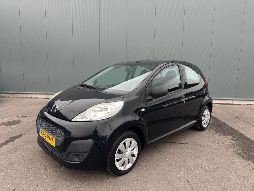 Peugeot 107 1.0 Access Accent AIRCO | NAP ! (bj 2013), Auto's, Voorwielaandrijving, Euro 5, 4 stoelen, Origineel Nederlands