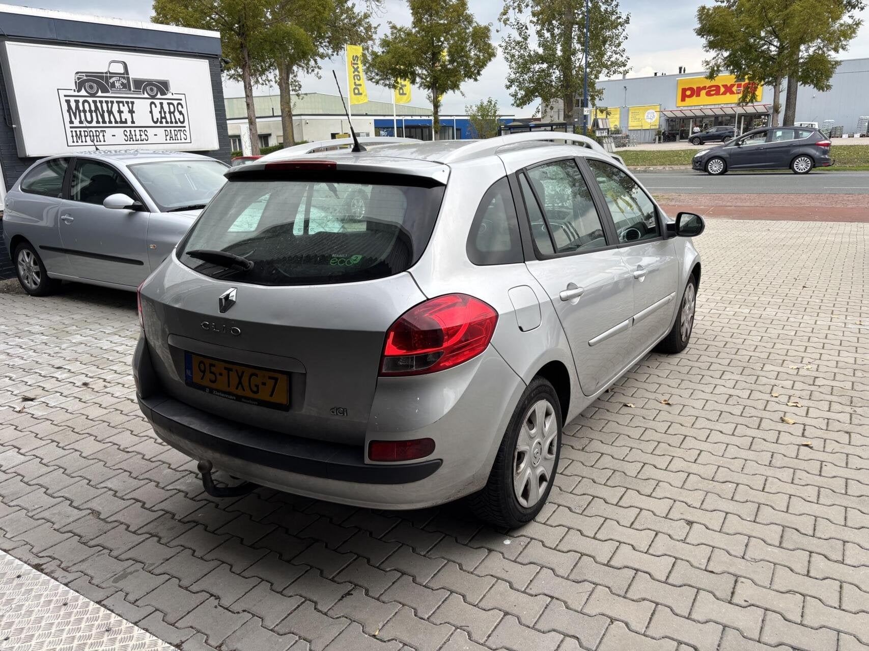 Renault Clio Estate 1.5 dCi Collection AIRCO CRUISE TREKHAAK, Voorwielaandrijving, Euro 5, Gebruikt, 4 cilinders