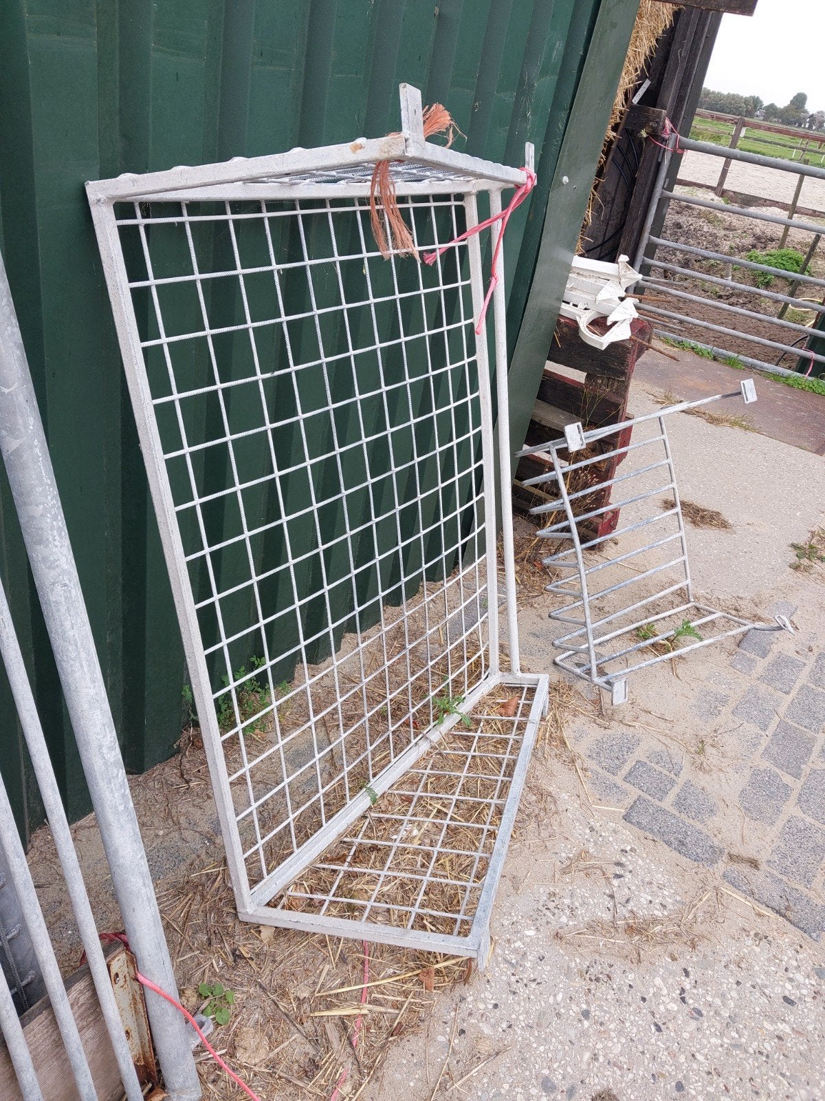 hooiruiven 3 grote en 1 kleine, Dieren en Toebehoren