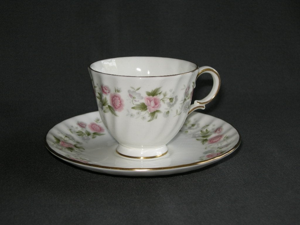 Minton Spring Bouquet, kleine kop & schotel, Ophalen of Verzenden