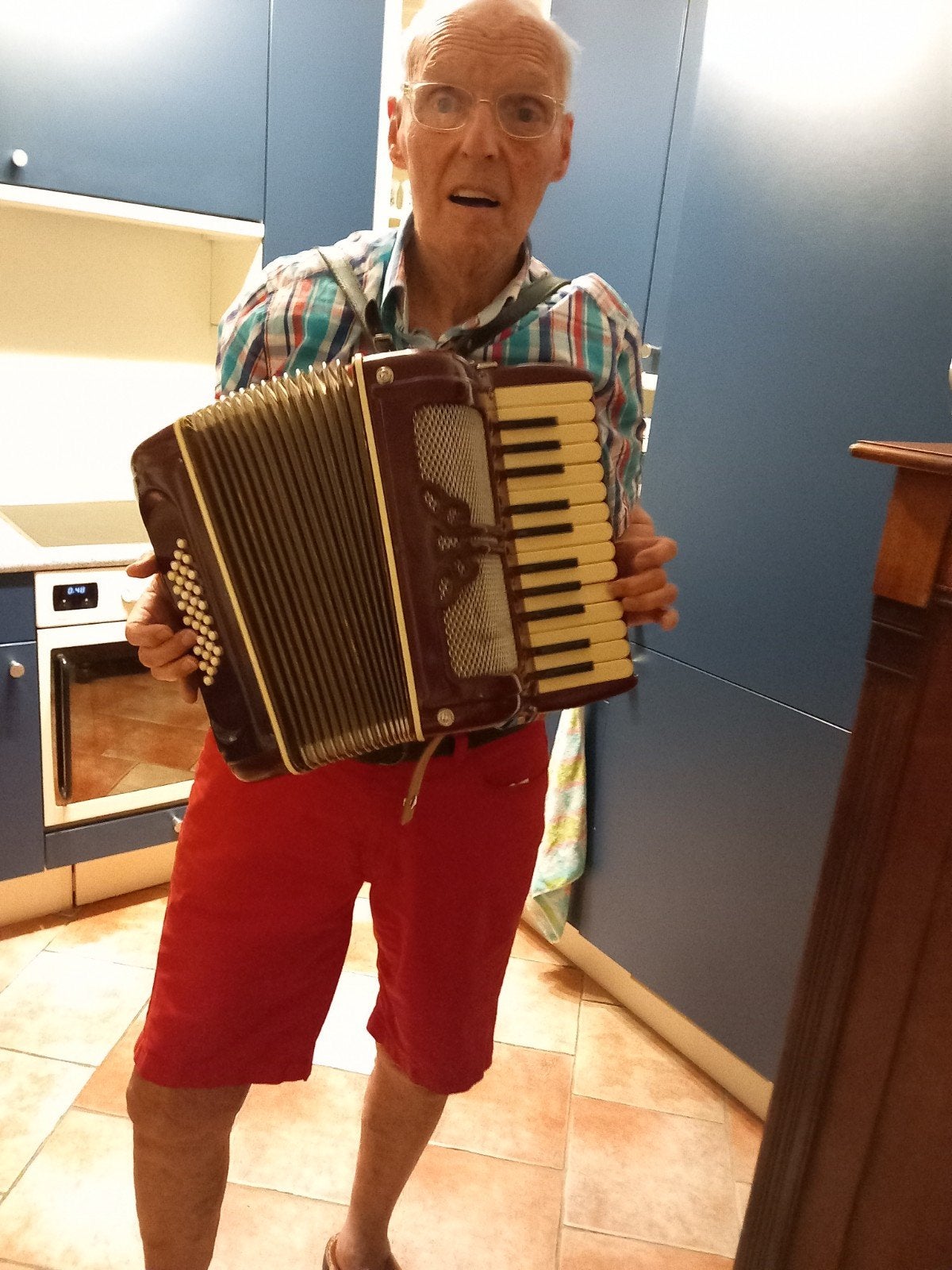 Accordeon 24-basser, Ophalen of Verzenden, Gebruikt, Overige formaten, Toetsaccordeon