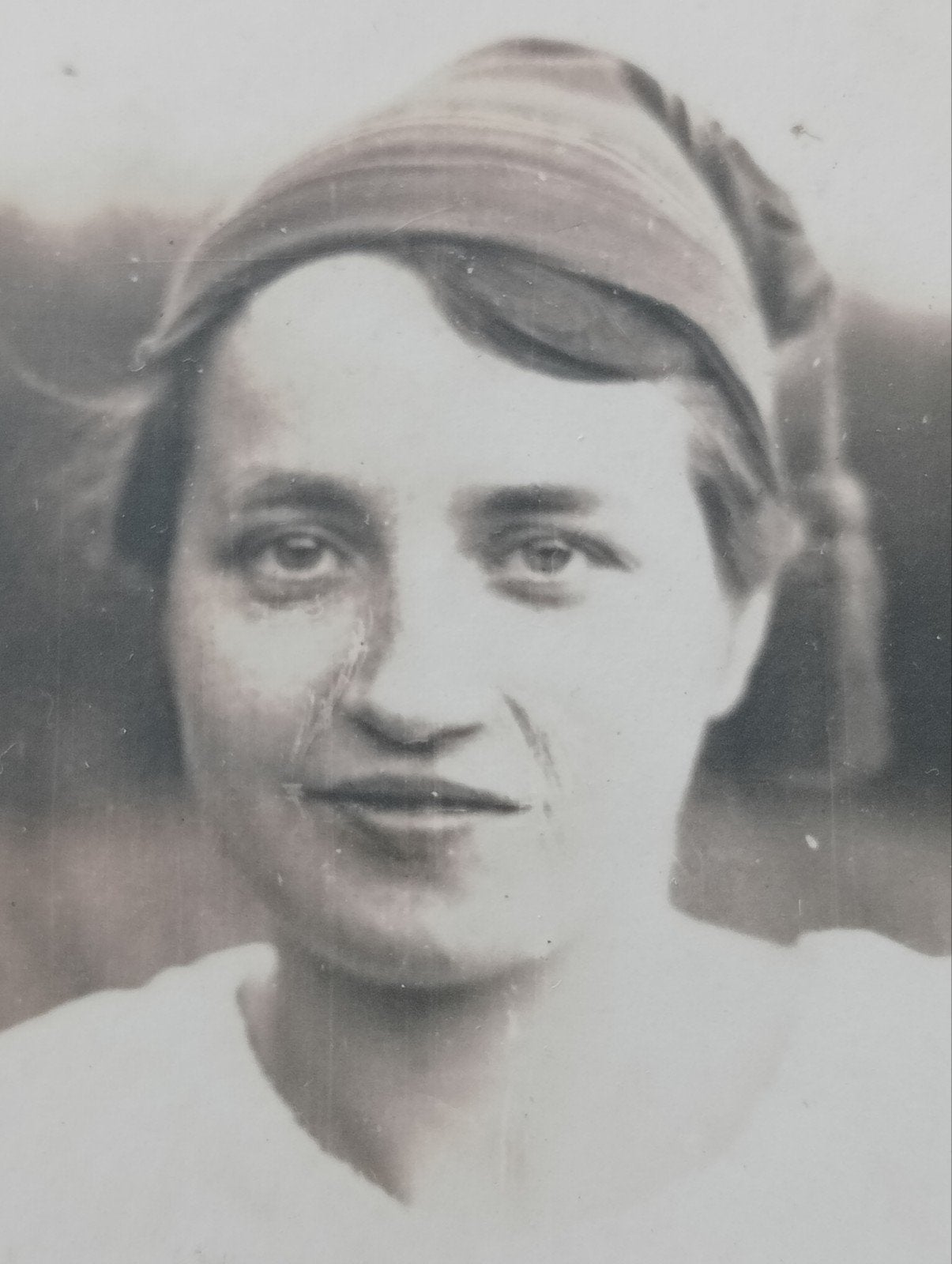 Portret vrouw met muts 20e eeuw, Ophalen of Verzenden, Voor 1940, Gebruikt