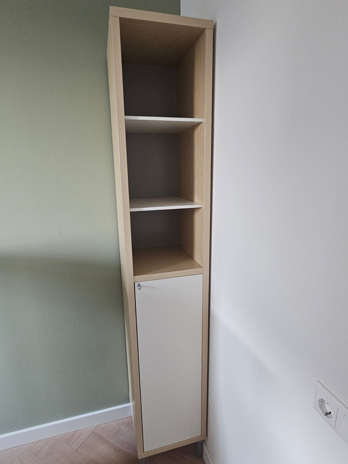 IKEA Magiker Kast - 69 cm breed, 213 cm hoog, Ophalen, Minder dan 50 cm, 200 cm of meer, 25 tot 50 cm