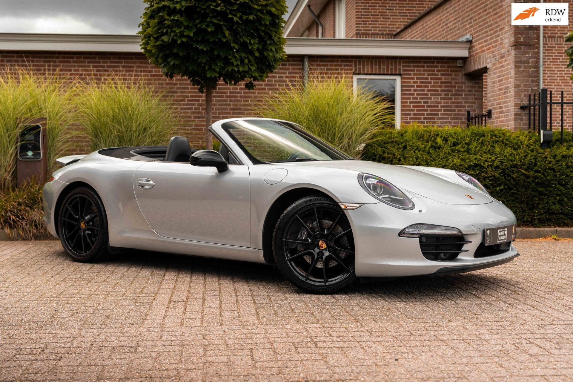 Porsche 911 Cabrio 3.4 Carrera 350 PK Sportuitlaat Stoelvent, Auto's, Automaat, Euro 5, Gebruikt, Zwart