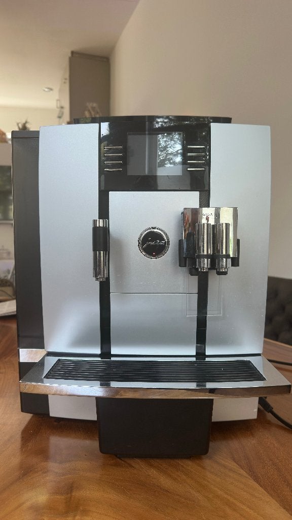 JURA GIGA X3 professional volautomaat, Ophalen, Afneembaar waterreservoir, Gebruikt, 10 kopjes of meer