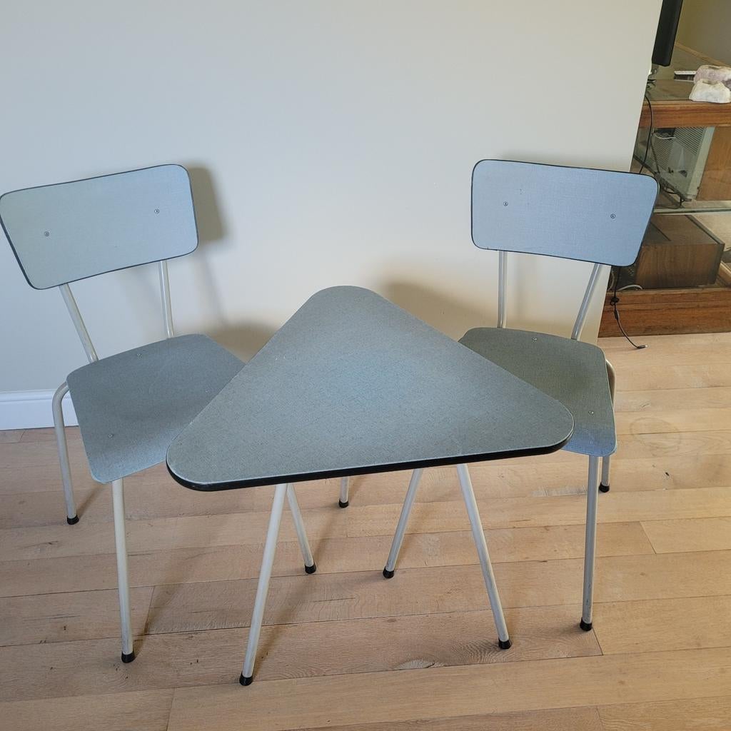 Vintage stoelen + tafeltje, Ophalen, Gebruikt, Twee