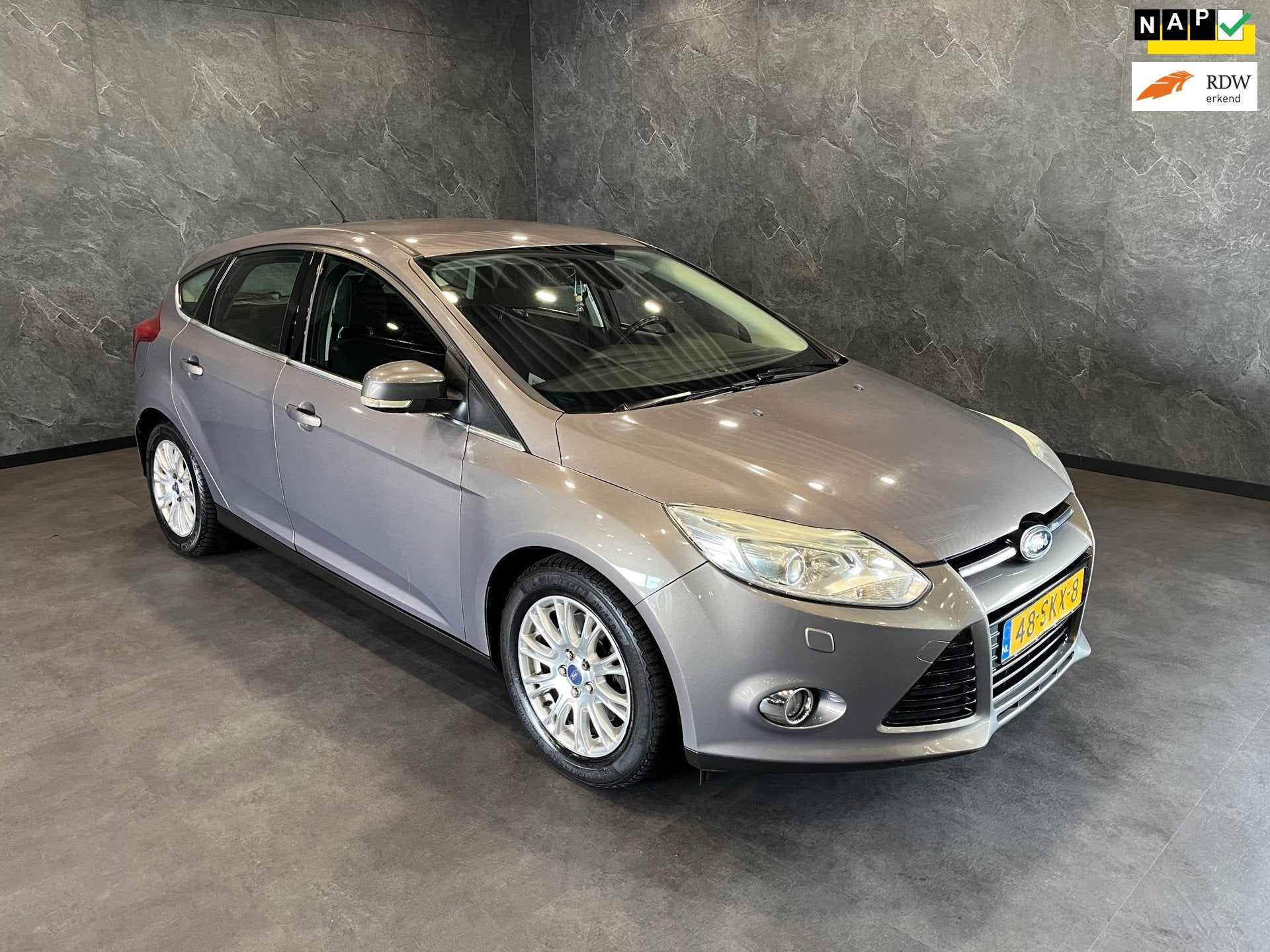 Ford Focus 1.6 EcoBoost Titanium NAP AIRCO PDC CRUISE CONROL, Auto's, Gebruikt, 4 cilinders, Bedrijf, Handgeschakeld