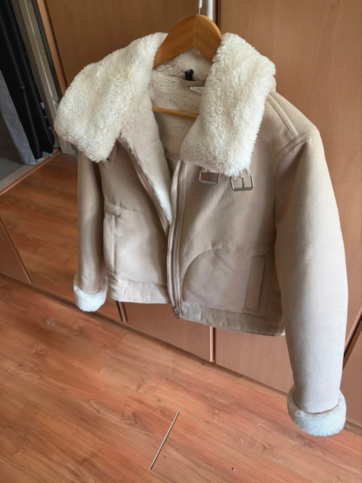 H&M pilotenjack met teddy voering, Ophalen, Zo goed als nieuw, Maat 42/44 (L), Beige