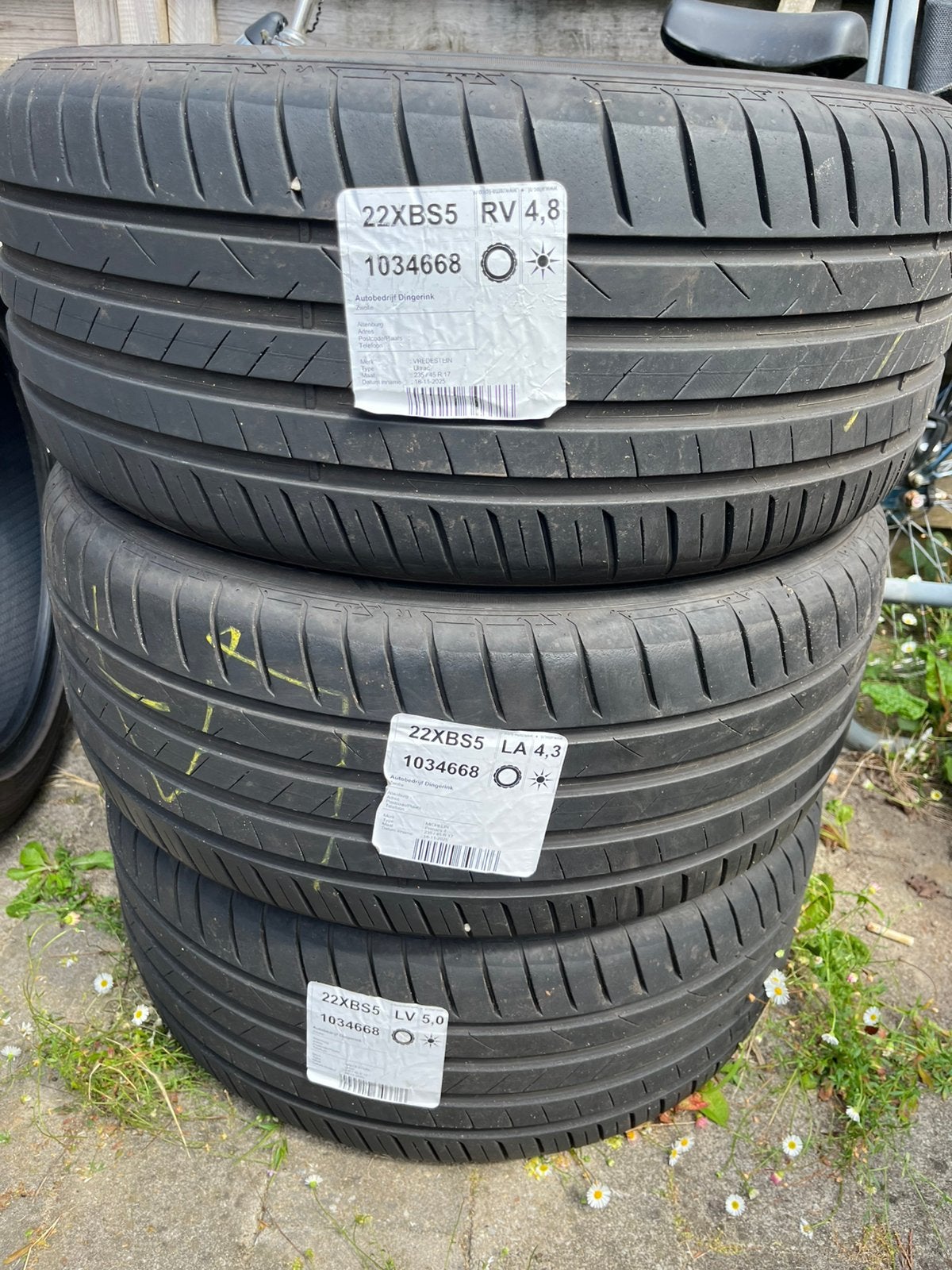 Vredestein Ultrac zomerbanden, maat 235/ 45/ R17., Auto-onderdelen, Banden en Velgen, Gebruikt, 17 inch, 235 mm, Band(en)