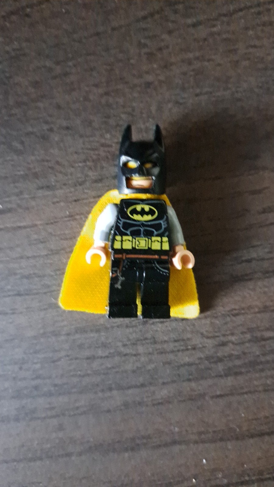 LEGO Batman Minifiguur (sh034/sh037) - Gele Cape - 2012, Ophalen of Verzenden, Zo goed als nieuw