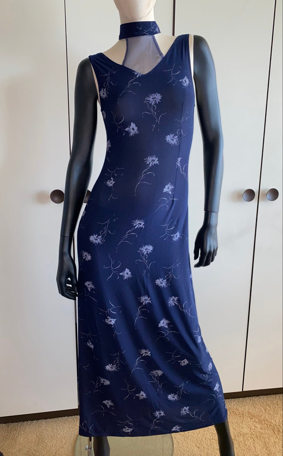 Donkerblauwe maxi jurk met bloemenprint en col in maat 36-38, Maat 38/40 (M), Blauw, Ophalen of Verzenden, Zo goed als nieuw