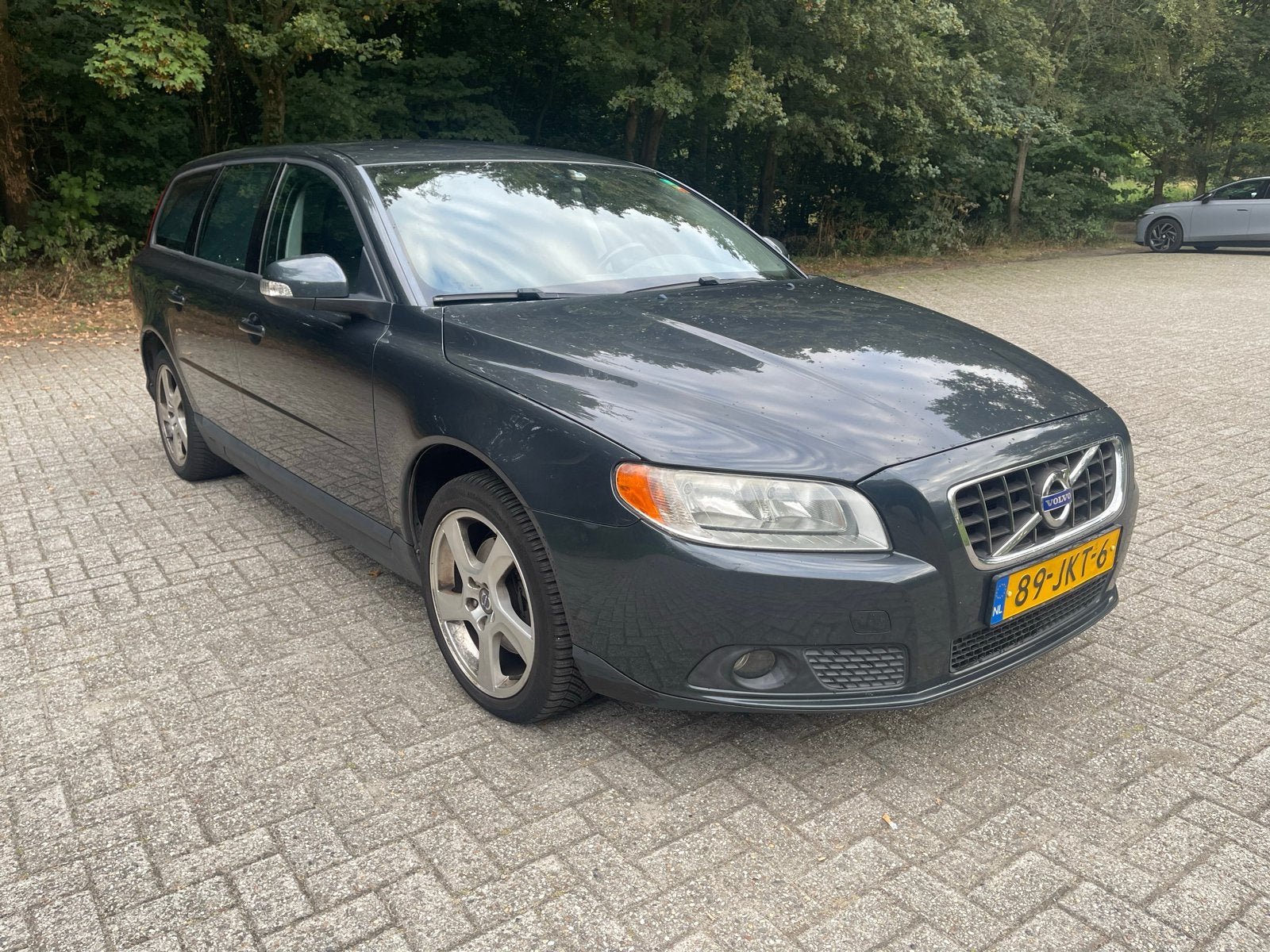 Volvo V70 2.4 D AUT 2009 Grijs, Auto's, 15 km/l, 1800 kg, Zwart, Stationwagon