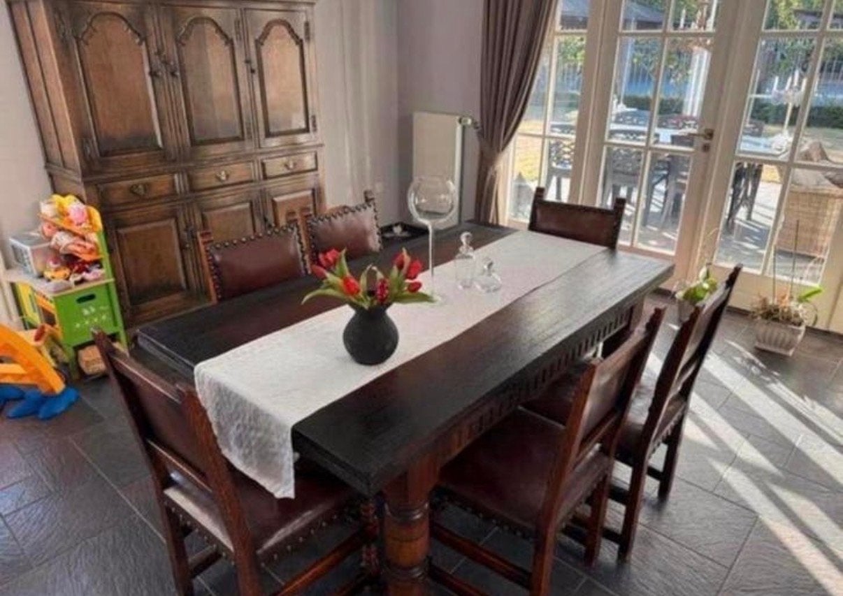 Antieke Engelse eettafel met 6 stoelen, uitschuifbaar, Antiek en Kunst, Ophalen