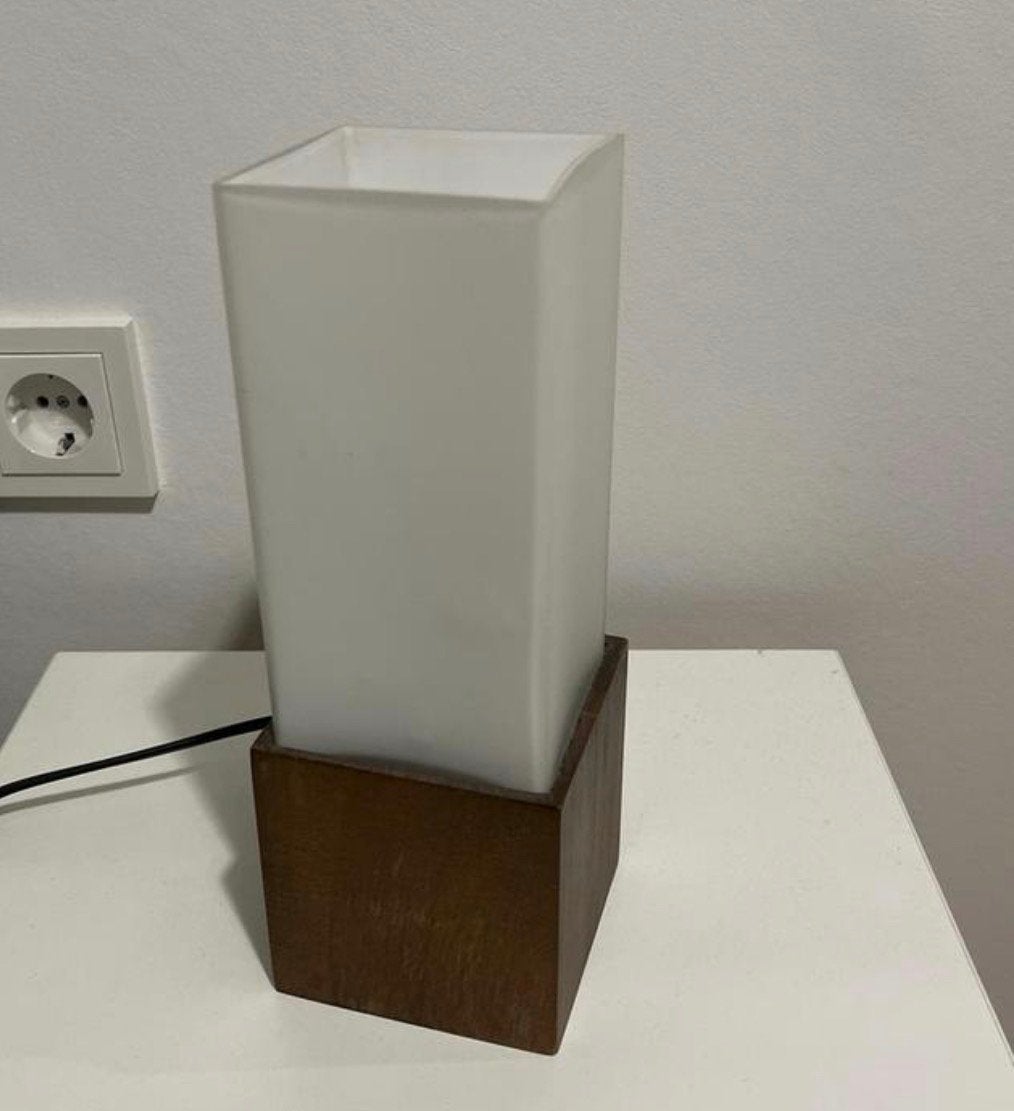 Stijlvolle Nachtkastlamp met Bruine Houten Voet, Ophalen of Verzenden, Gebruikt, Hout