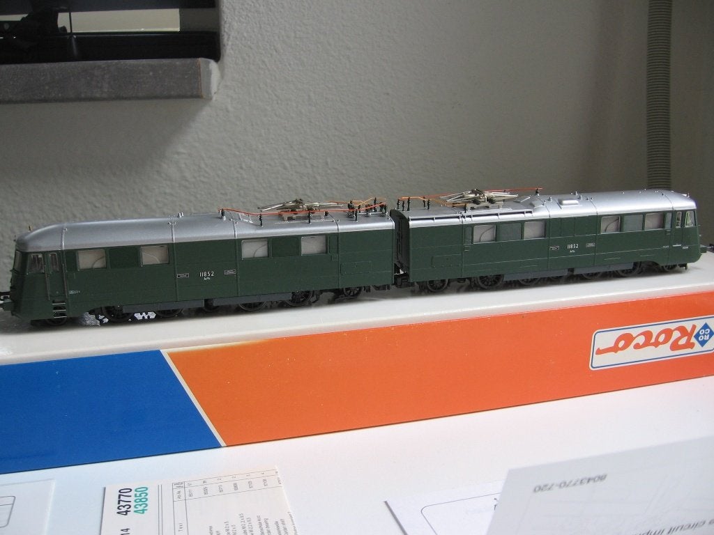 Roco H0. SBB E-lok 'Landilok' nr. 11852. Dennengroen. 43770., Nieuw, Ophalen of Verzenden, Roco, Analoog