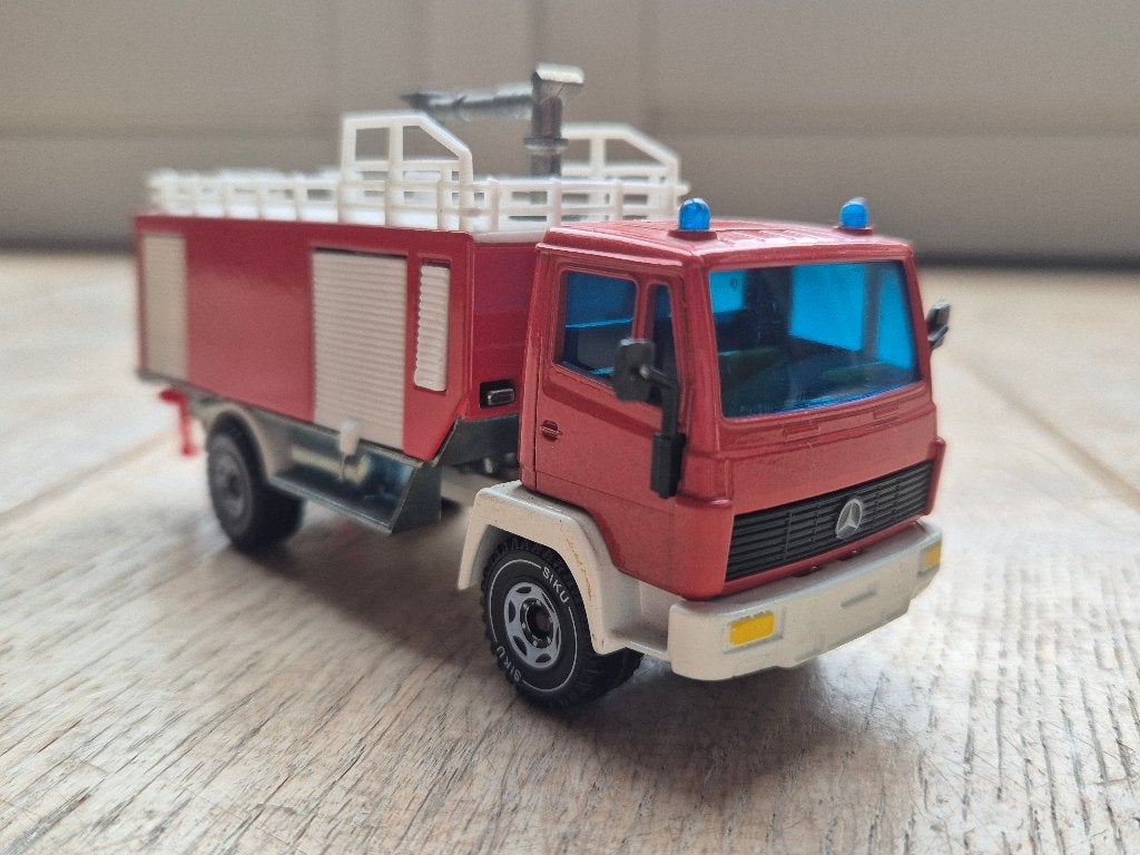 Siku brandweerwagen, Ophalen of Verzenden, Zo goed als nieuw, Bus of Vrachtwagen, SIKU