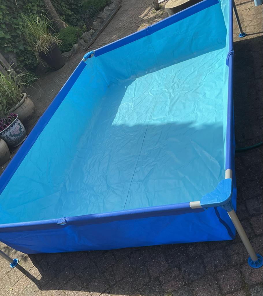 Jilong Opzetzwembad - Compact en Klaar voor Zomerplezier, Ophalen, Zo goed als nieuw, Opzetzwembad, 200 tot 400 cm