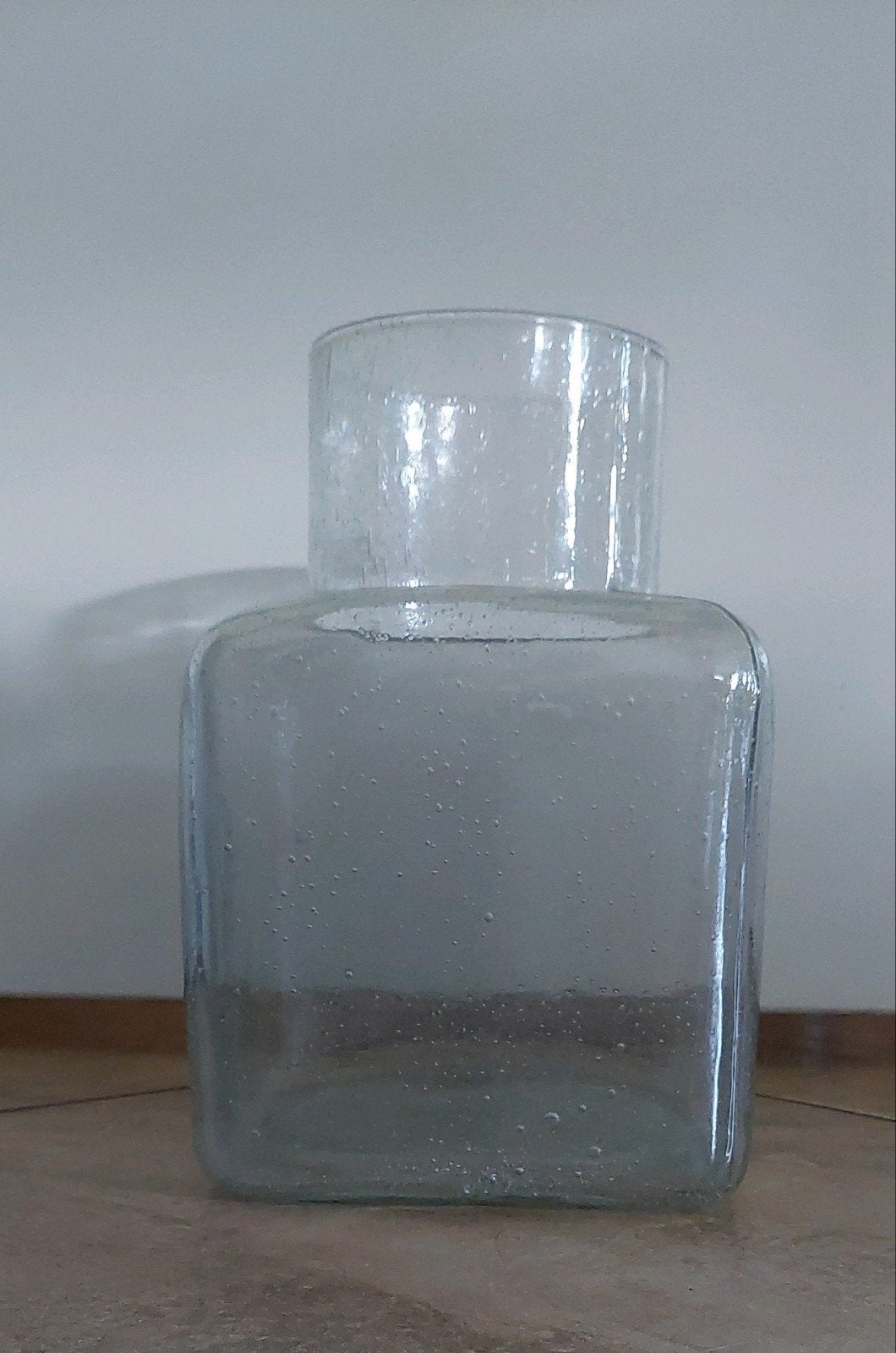 Urban Nature Culture, glazen vaas met bubbeleffect, Ophalen of Verzenden, Gerecycled glas, Glas