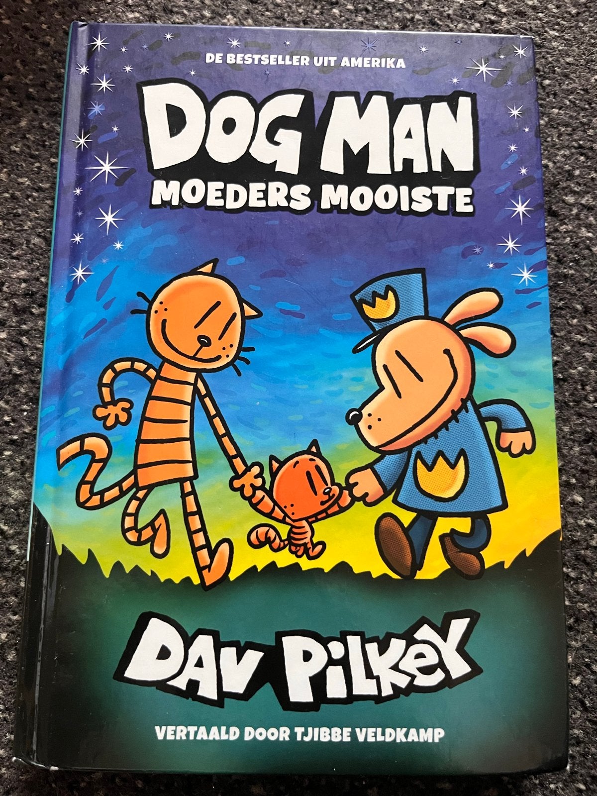 Dog Man: Moeders Mooiste - Dav Pilkey, Ophalen of Verzenden, Zo goed als nieuw, Fictie algemeen
