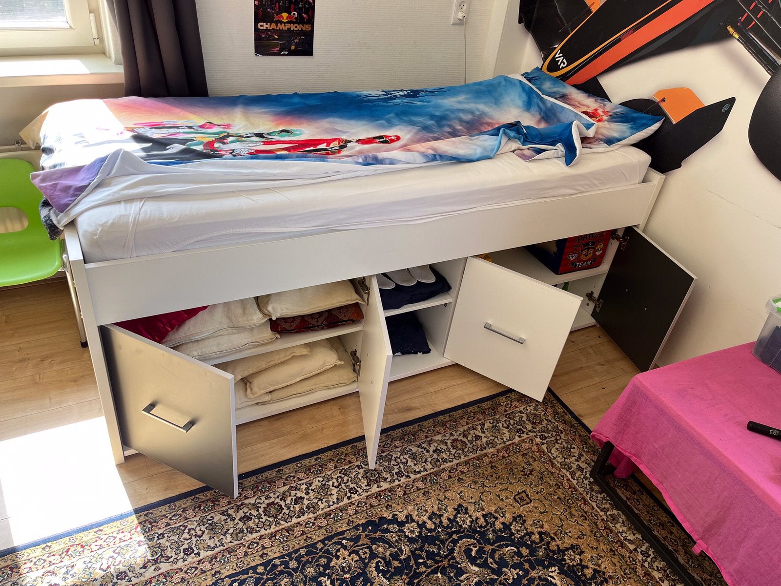 Te koop IKEA bed met lattenbodem en opbergruimte., Ophalen, Gebruikt, Halfhoogslaper